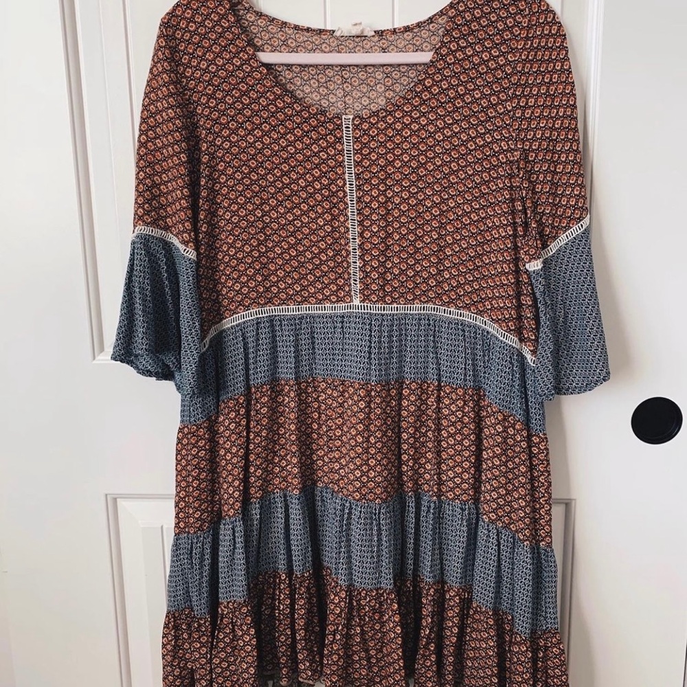 Easel flowy dress